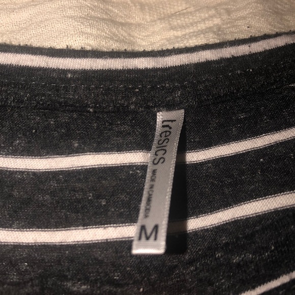 Cute Black and White Striped Crop Top M - Picture 2 of 3